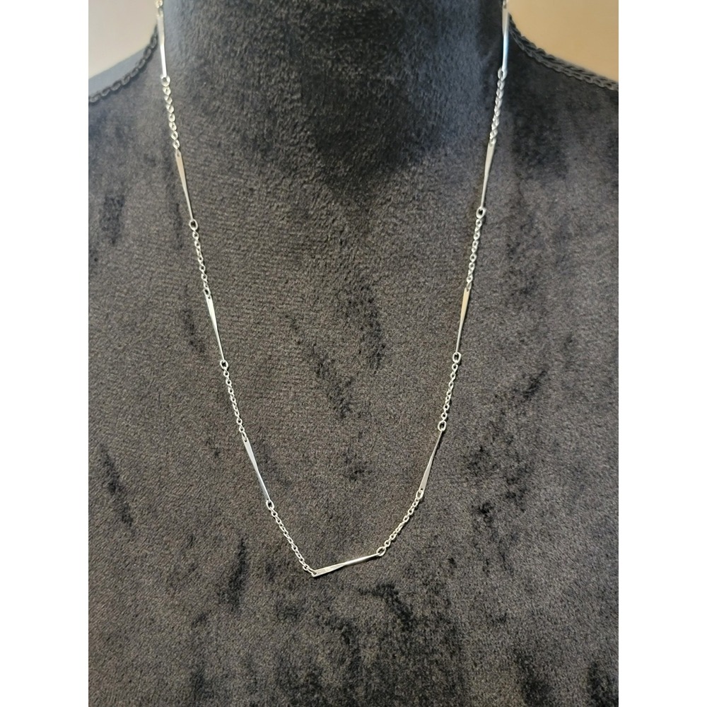 1977 Vintage AVON "Chainfall" Silver Tone 22" Long Chain Bar Necklace